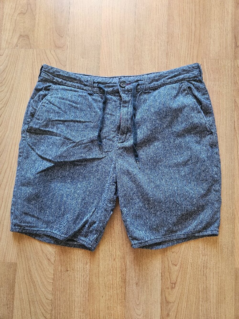 Bullhead Denim Co. Men's cotton chambray look black shorts - Skinny fit size 34